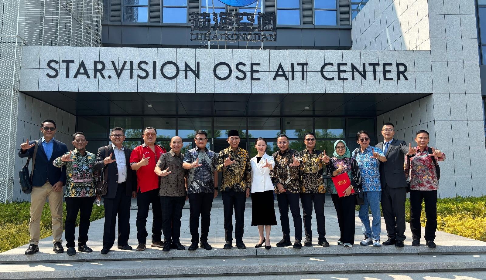 Teken Kerjasama Lintas Negara - Kepala Bappeda Provinsi Lampung Dampingi Gubernur Tandatangani MoU dengan Provinsi Shandong, Tiongkok